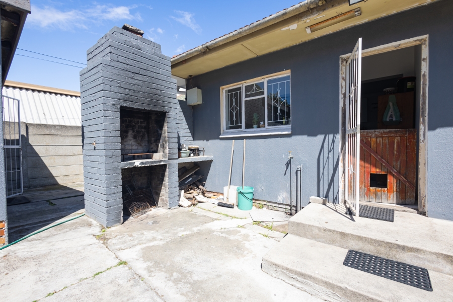 3 Bedroom Property for Sale in Parow Valley Western Cape